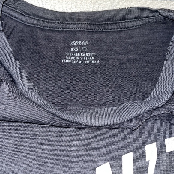 AERIE Distressed Can’t Be Tamed T-shirt Size XXS - Picture 8 of 12